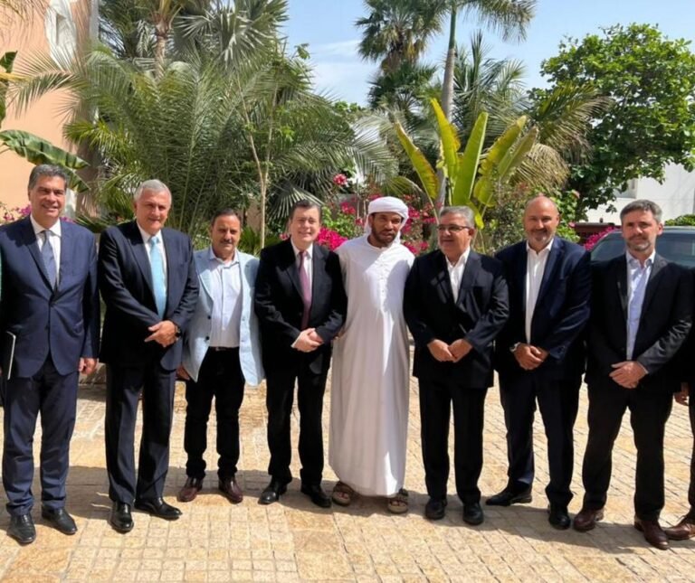 Los gobernadores de la región Norte Grande  mantuvieron reuniones con importantes grupos empresarios en Dubai