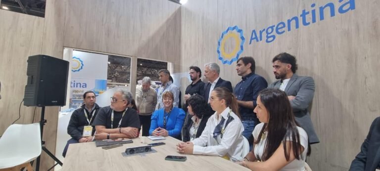 Empresarios del Norte Grande en la feria de Alimentos SIAL París